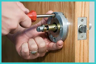 Advanced Locksmith Service Oak Lawn, IL 708-303-9354 - 10-residential-lockouts